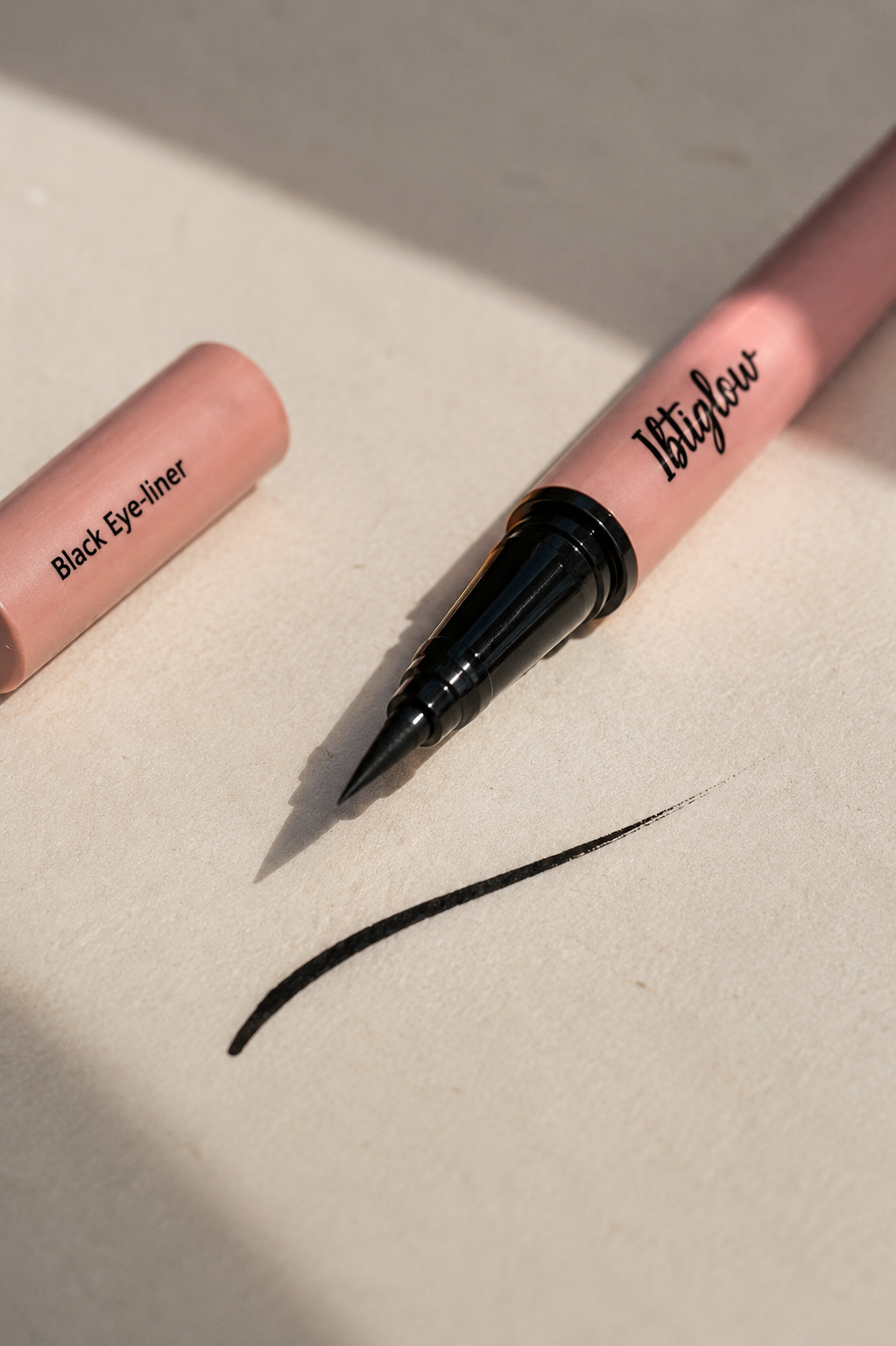 Ibtiglow Black Eye-liner – Eye-liner Noir Précision